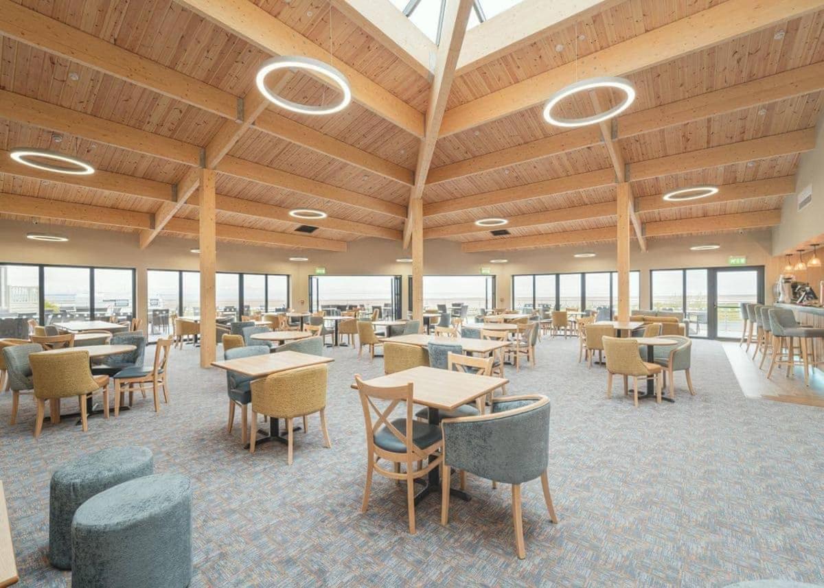 Queensberry Bay Leisure Park Hotel Powfoot Ngoại thất bức ảnh